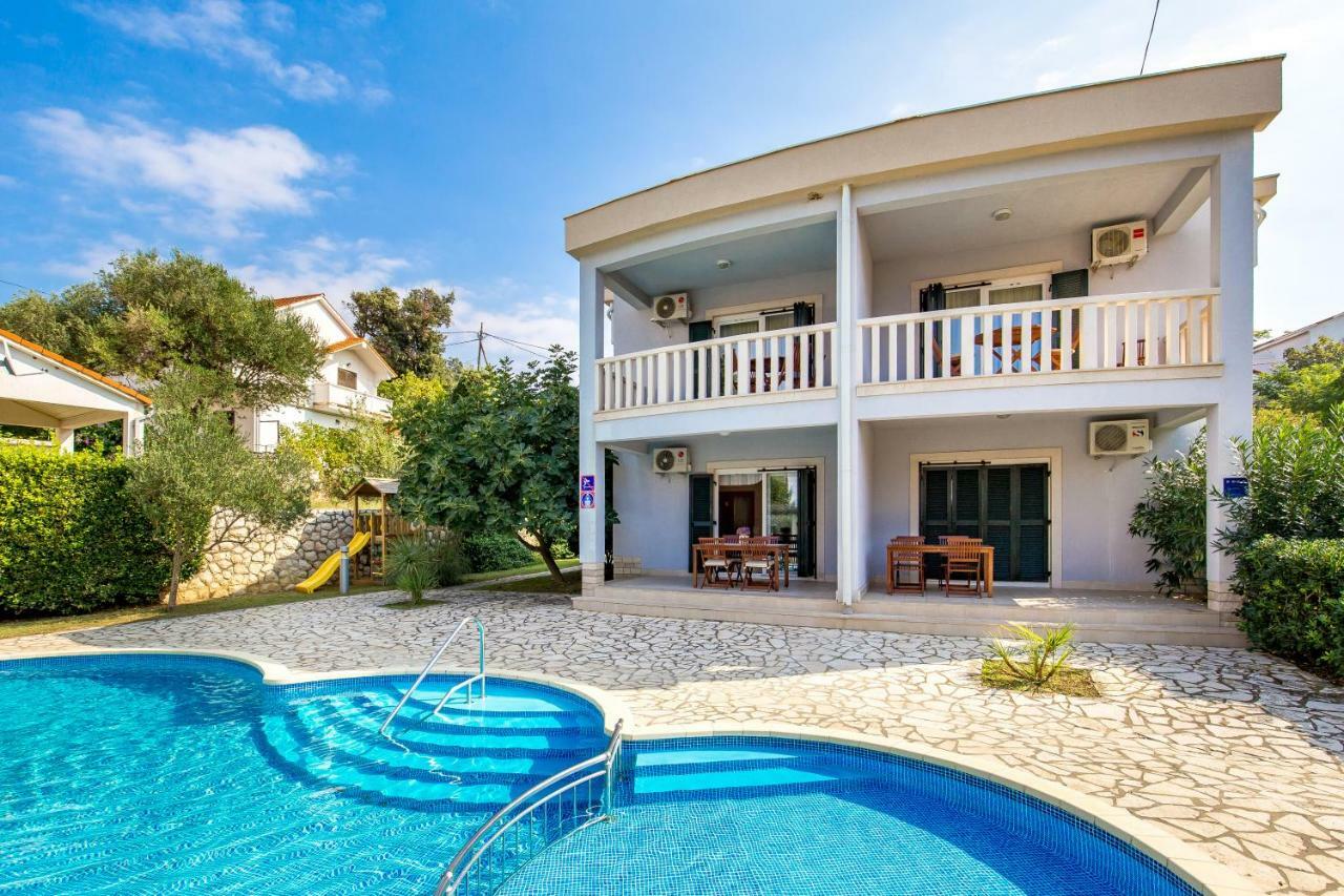 Villas Kampor Exterior photo